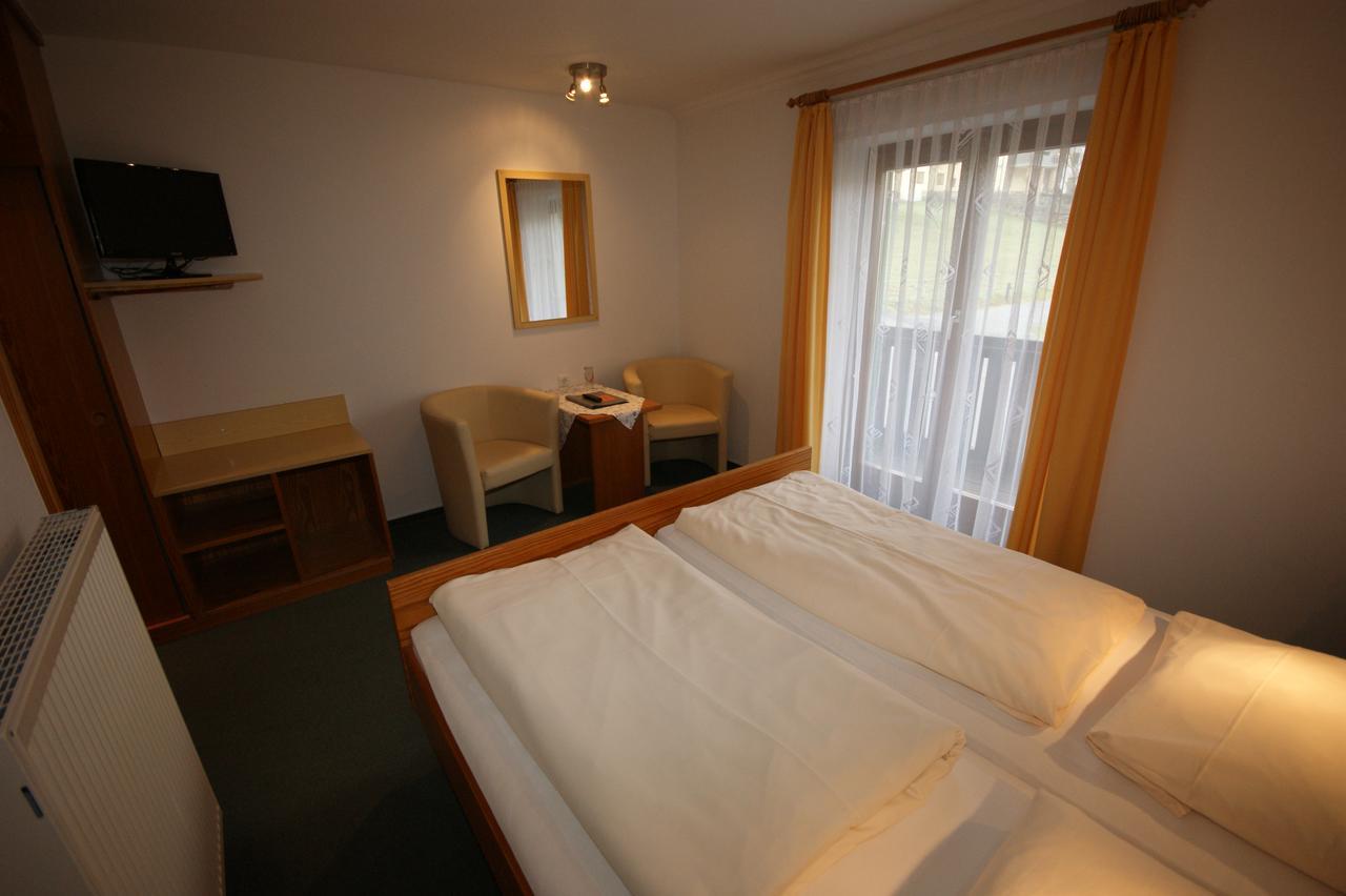 Hotel Beinbauer Büchlberg الغرفة الصورة